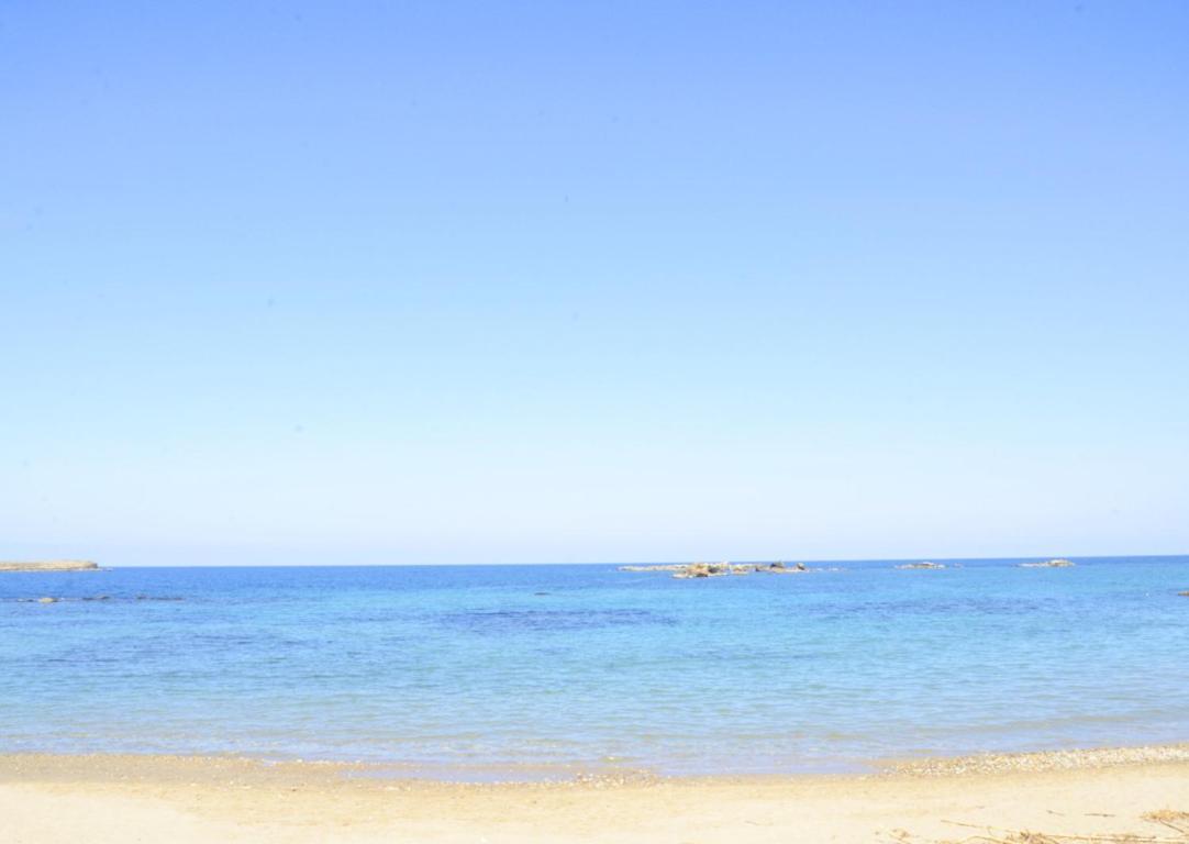 Deep Blue Apartment Hriszí Aktí Haniá Kültér fotó